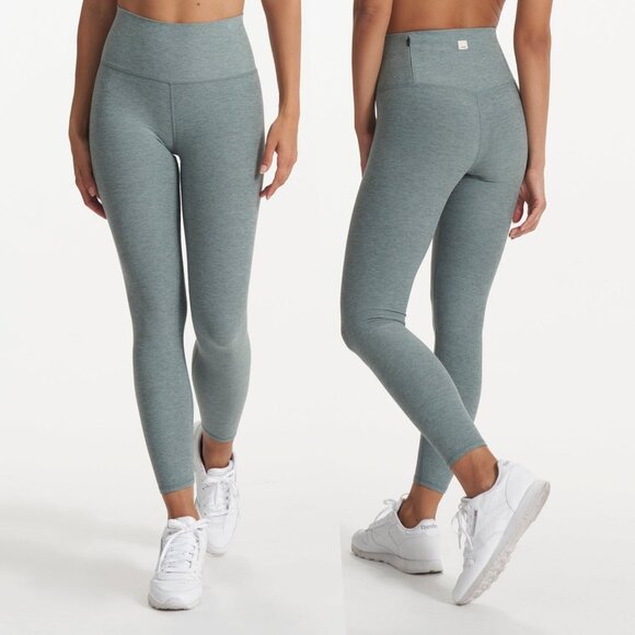 Vuori Pants - Vuori Clean Elevation Legging SHORT - Stormy Heather - Size Large